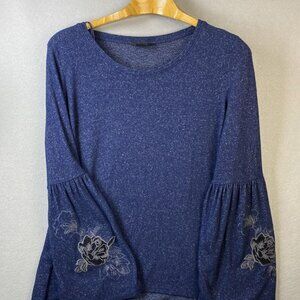 Simply Vera Vera Wang Knit Top Womens L Embroidered Bell‎ Sleeve Blue Extra Soft